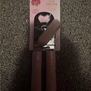 Paris Hilton Blush Can Opener